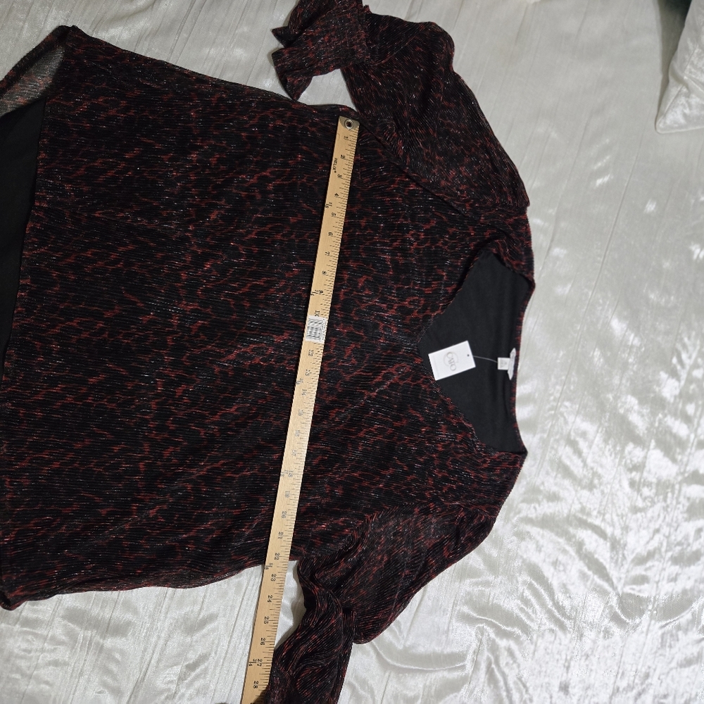 Women's Red and Black Sheer Top Size XL NWT. Brand New - Picture 5 of 7